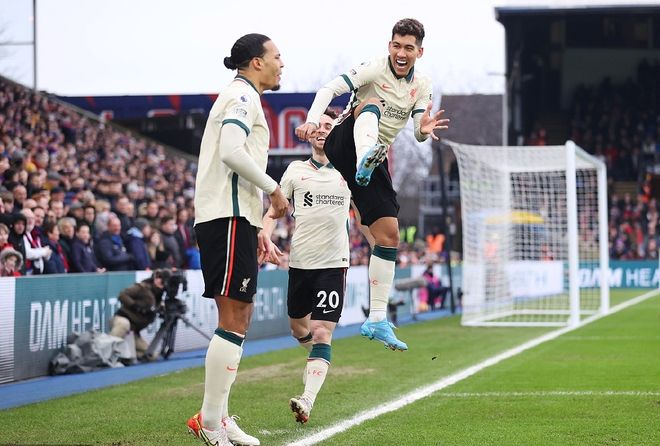 弗洛伦蒂诺·佩雷斯亲自坚持促成此事。@AlbertoPereiro 来源：Madrid Zone🚨 突发消息：安东尼奥·平图斯将回归皇家马德里一线队。