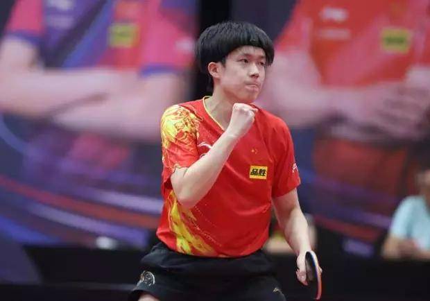 詹姆斯失绝平三分 湖人惜败黄蜂.